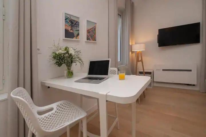Design Suite Vieux Port Appartement Tout Equipe Climatise Marsella Exterior foto