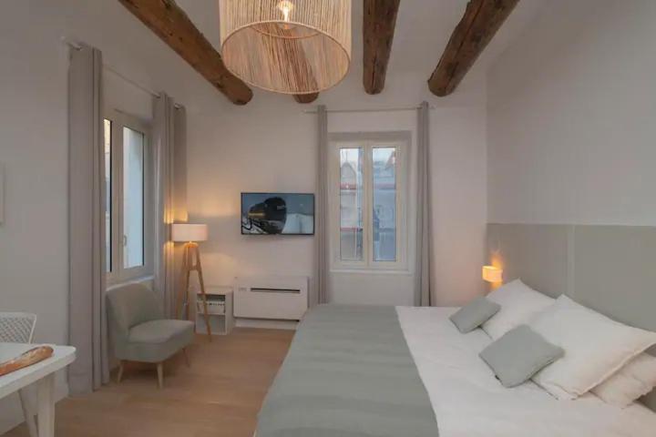 Design Suite Vieux Port Appartement Tout Equipe Climatise Marsella Exterior foto